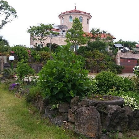 Jeju Myung House Villa Сеогвипо Екстериор снимка
