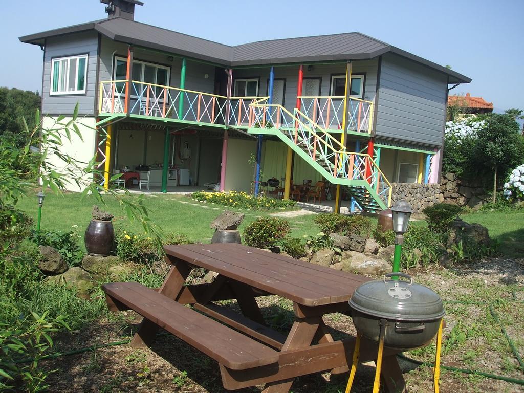 Jeju Myung House Villa Сеогвипо Екстериор снимка