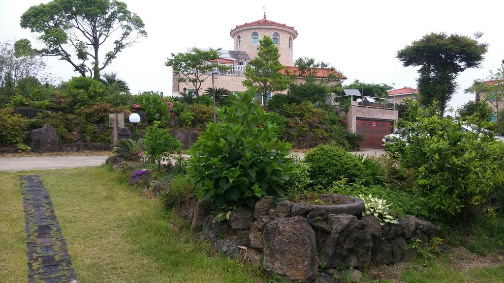 Jeju Myung House Villa Сеогвипо Екстериор снимка